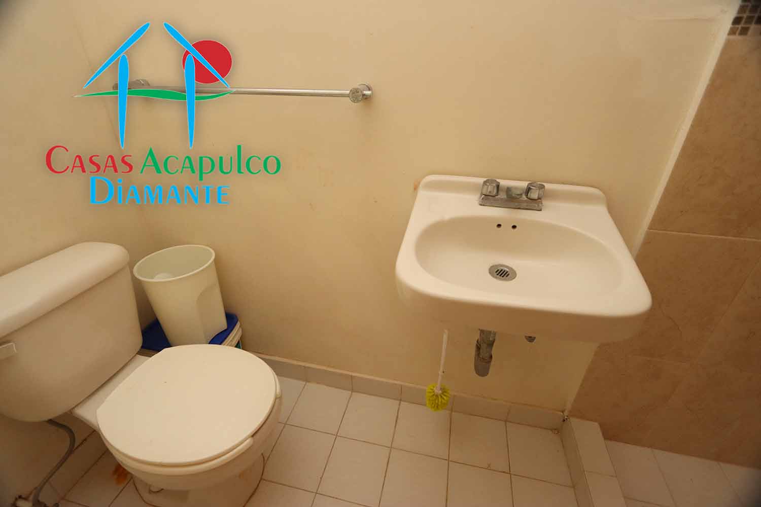 Tikal 302 - Cuarto de servicio 2